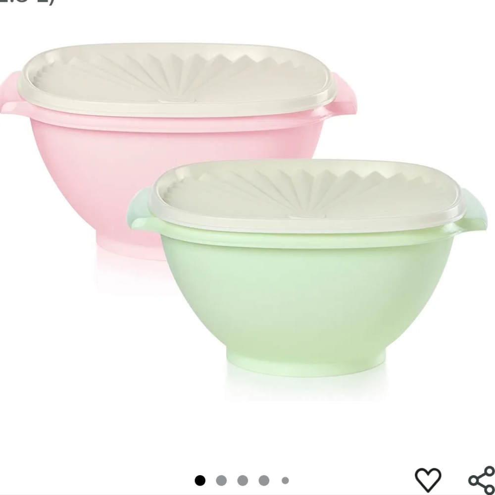 Tupperware Heritage Collection, 11.75 Cup Bowl with Starburst Lid Brand New